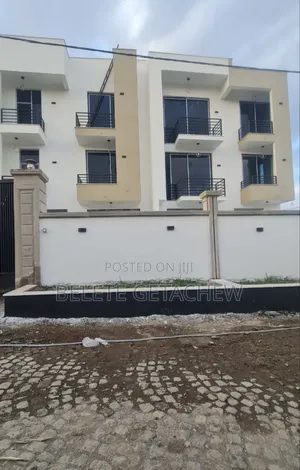 8bdrm House in Ayat Zone, G+2, Bole for sale