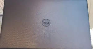 Photo - New Laptop Dell Vostro 3520 8GB Intel Core I5 SSD 1T