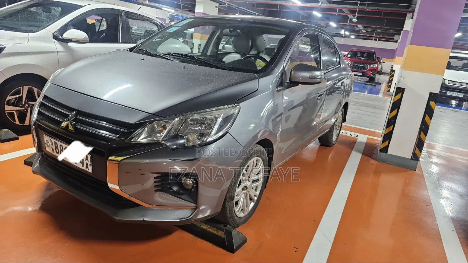 Mitsubishi Attrage 2021 Silver