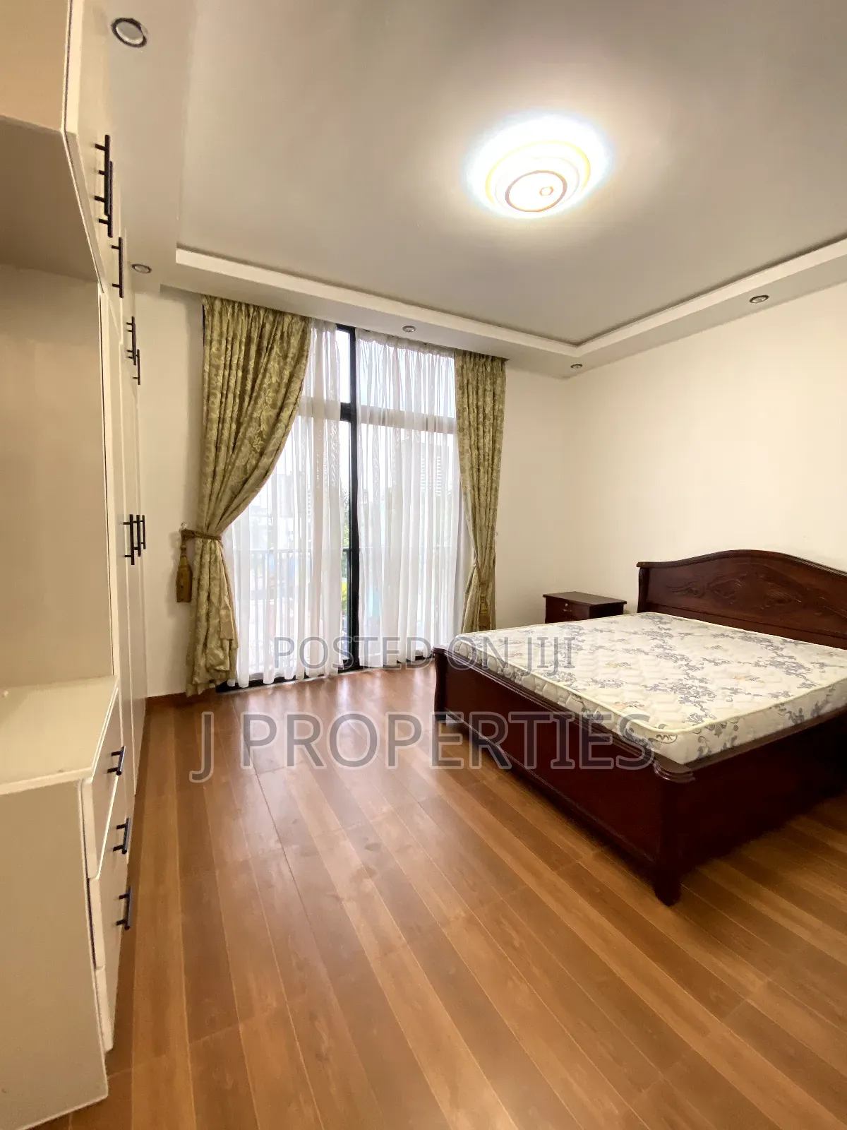 Furnished 3bdrm Apartment in Kirkos for rent