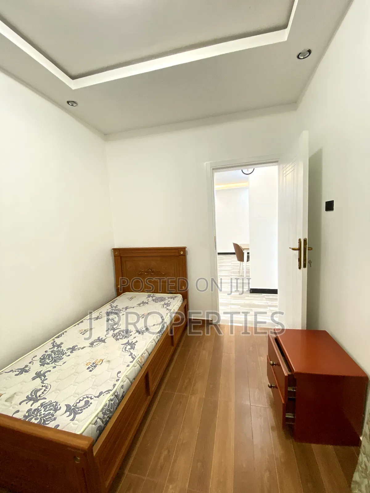 Furnished 3bdrm Apartment in Kirkos for rent