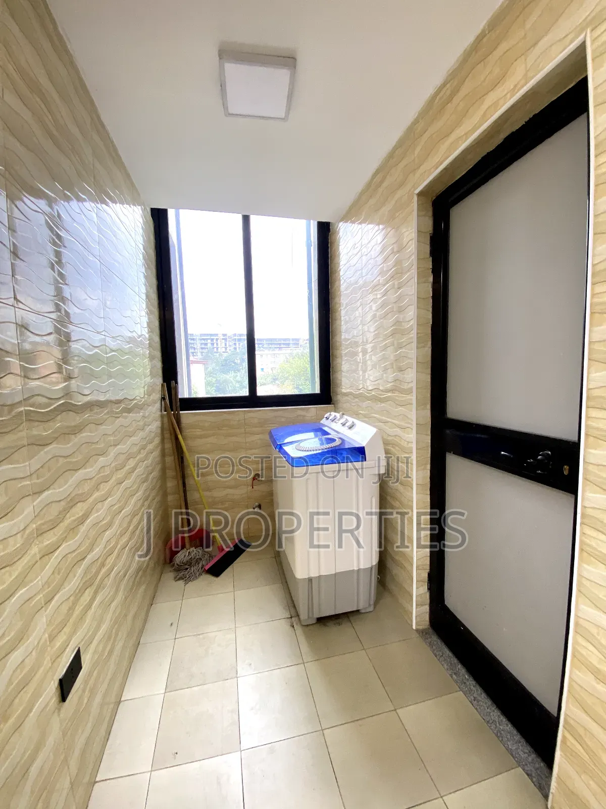 Furnished 3bdrm Apartment in Kirkos for rent