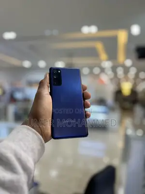 Photo - Samsung Galaxy S20 FE 128 GB Black