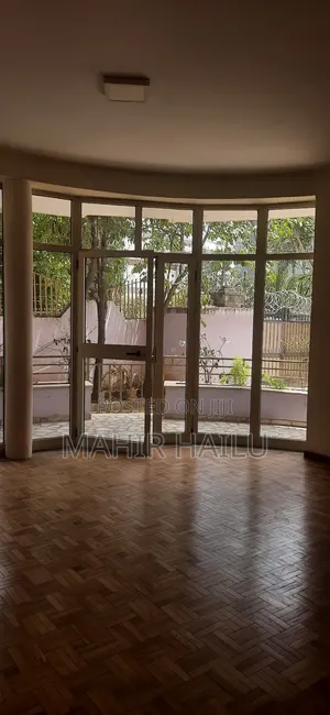 Photo - 7bdrm House in Real, Bole for rent