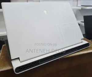 New Laptop Alienware M17x R2 32GB Intel Core I7 SSD 1T