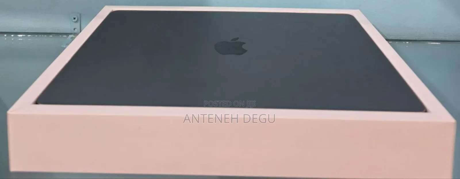 New Laptop Apple MacBook Air 2024 M3 15-Inch 8GB Apple M3 SSD 256GB