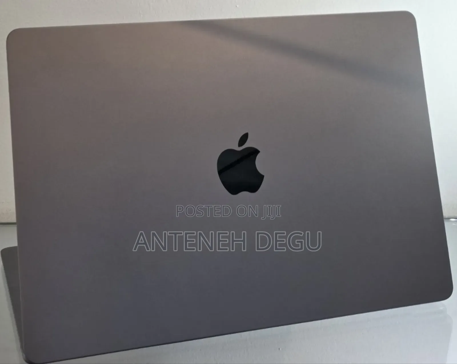 New Laptop Apple MacBook Air 2024 M3 15-Inch 8GB Apple M3 SSD 256GB