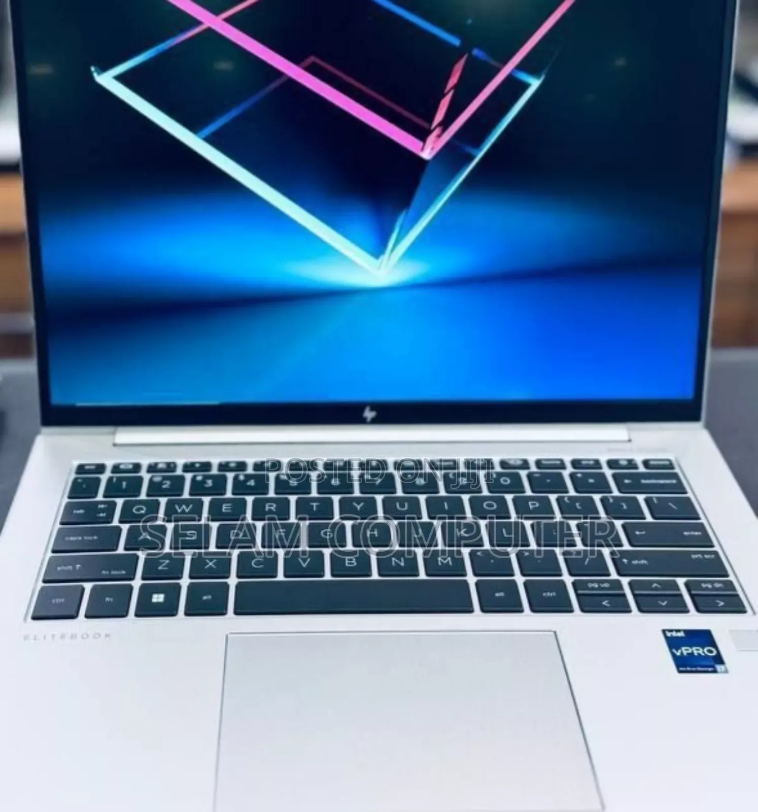 New Laptop HP EliteBook 840 10 16GB Intel Core I7 SSD 512GB