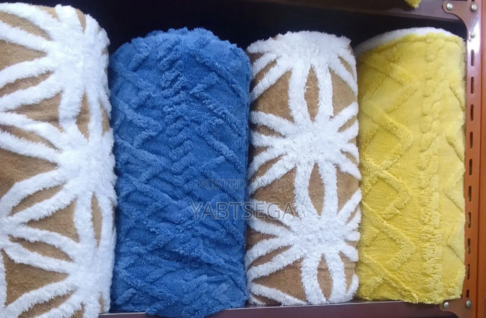 ጋቢ ለምኔ Comfort Blanket
