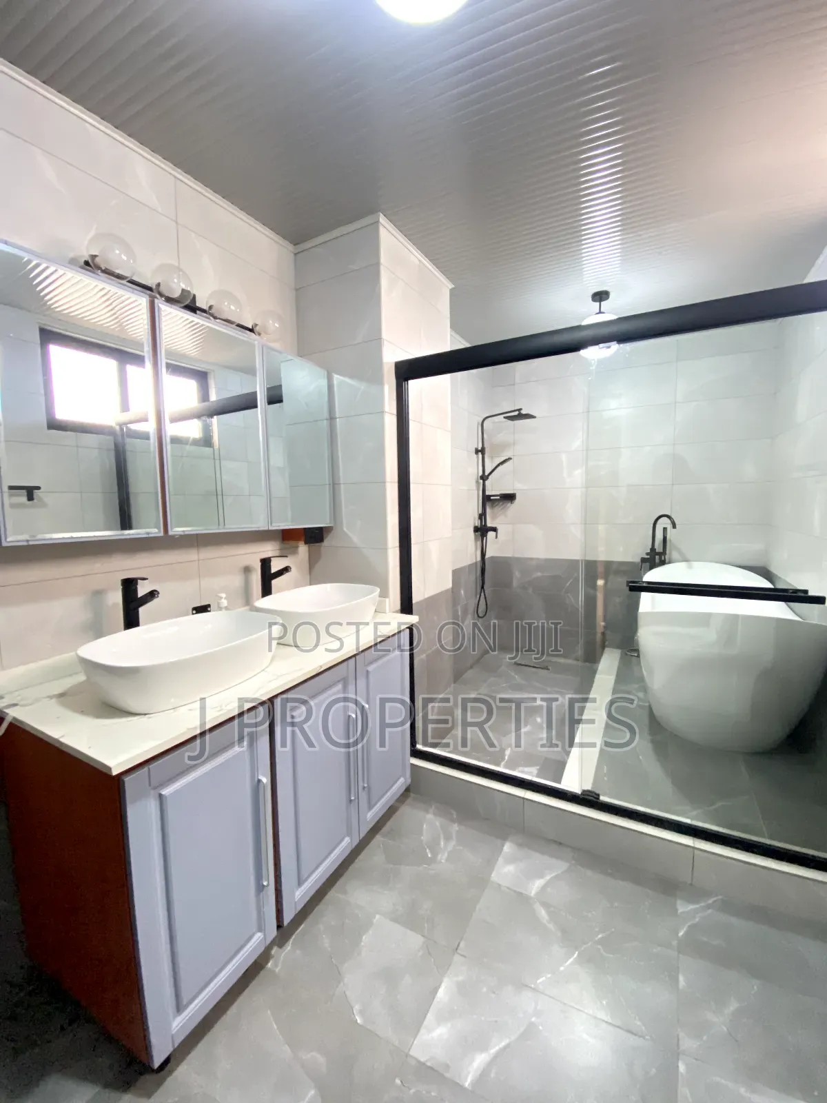 Furnished 3bdrm Apartment in Bole for rent