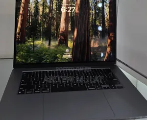 Photo - New Laptop Apple MacBook Air 2024 M3 15-Inch 8GB Apple M3 SSD 256GB