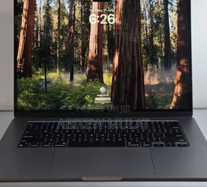 New Laptop Apple MacBook Air 2024 M3 15-Inch 8GB Apple M3 SSD 256GB