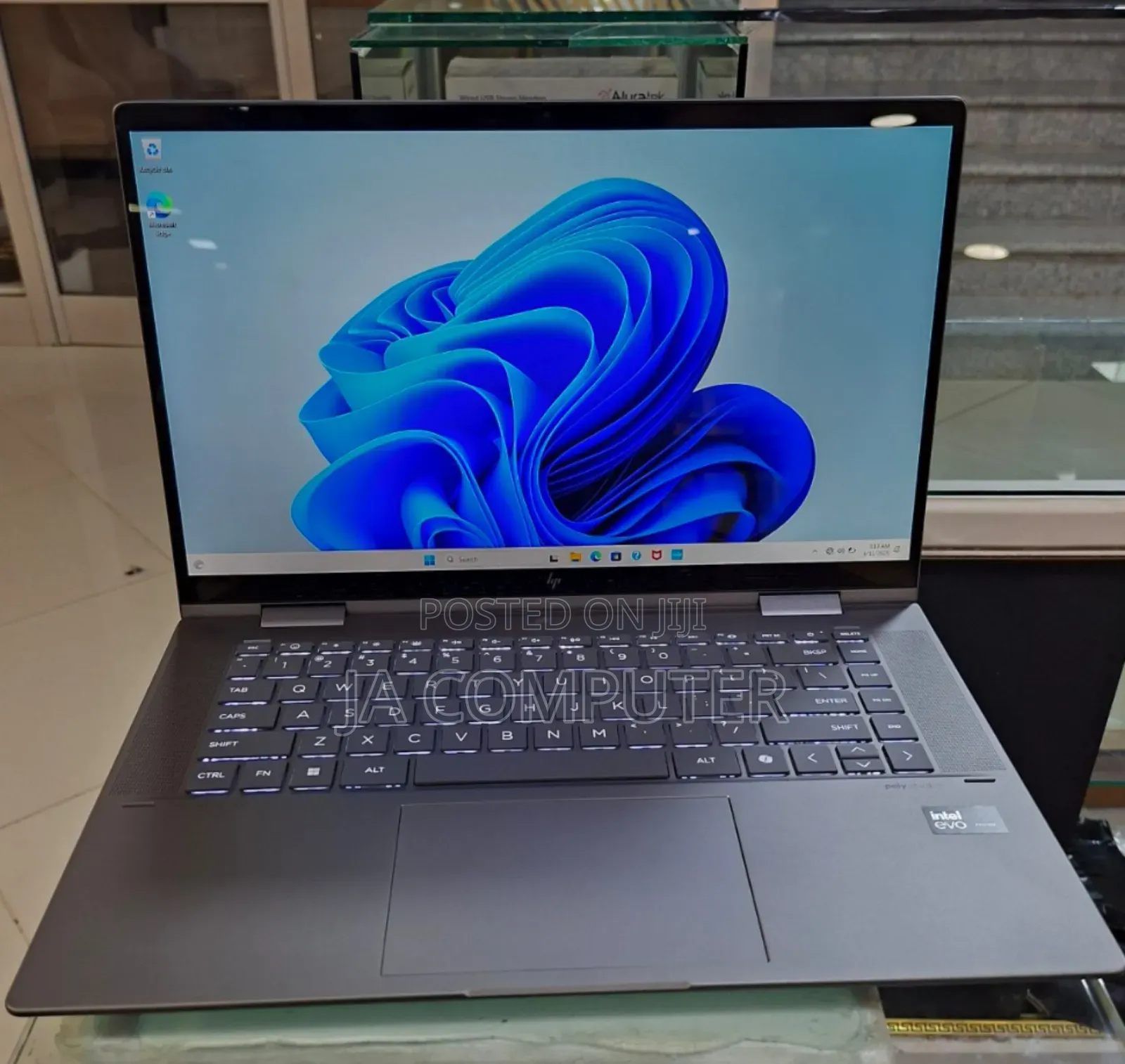 New Laptop HP Envy X360 32GB Intel Core Ultra 7 SSD 1T