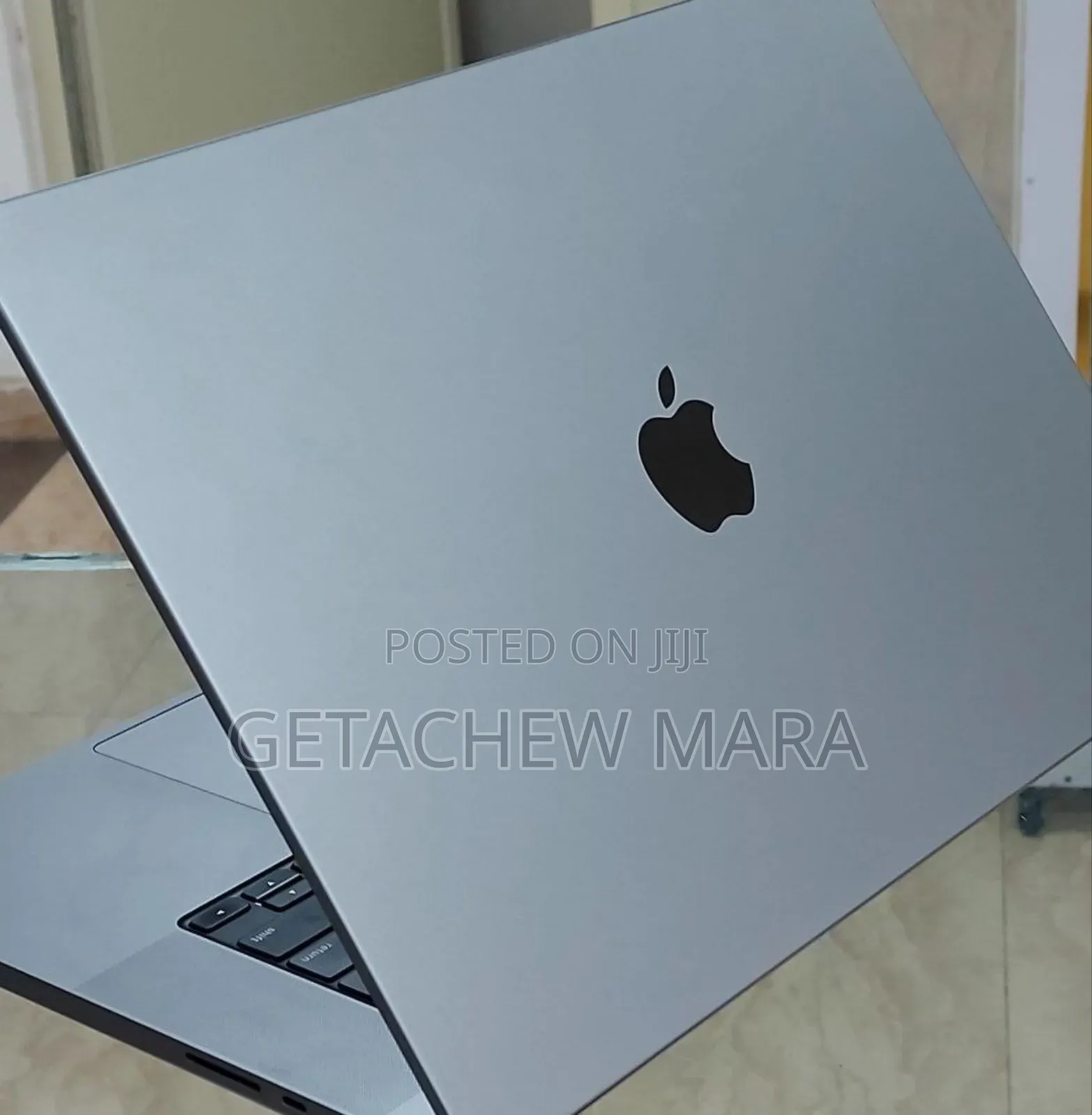 New Laptop Apple MacBook Pro M1 16GB Intel Core I5 SSD 1T
