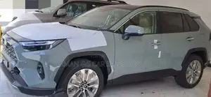 New Toyota RAV4 2024 Green