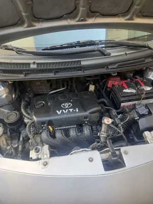 Toyota Yaris 2009 Silver