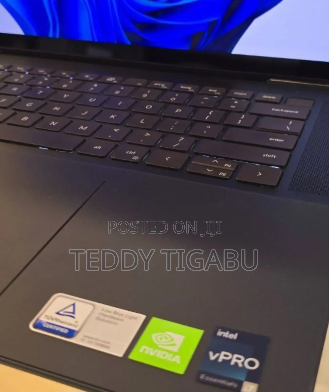 New Laptop Dell Inspiron 15 16GB Intel Core I7 SSD 1T