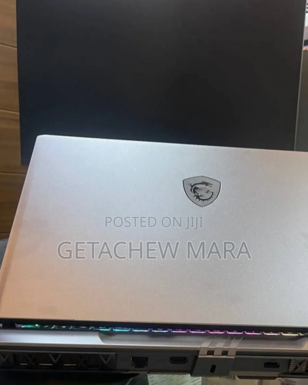 New Laptop MSI Vector 17 HX AI A2XWJG 16GB Intel Core I7 SSD 1T