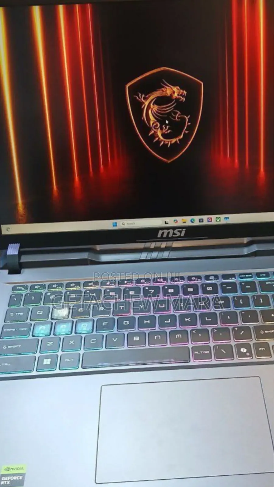 New Laptop MSI Vector 17 HX AI A2XWJG 16GB Intel Core I7 SSD 1T