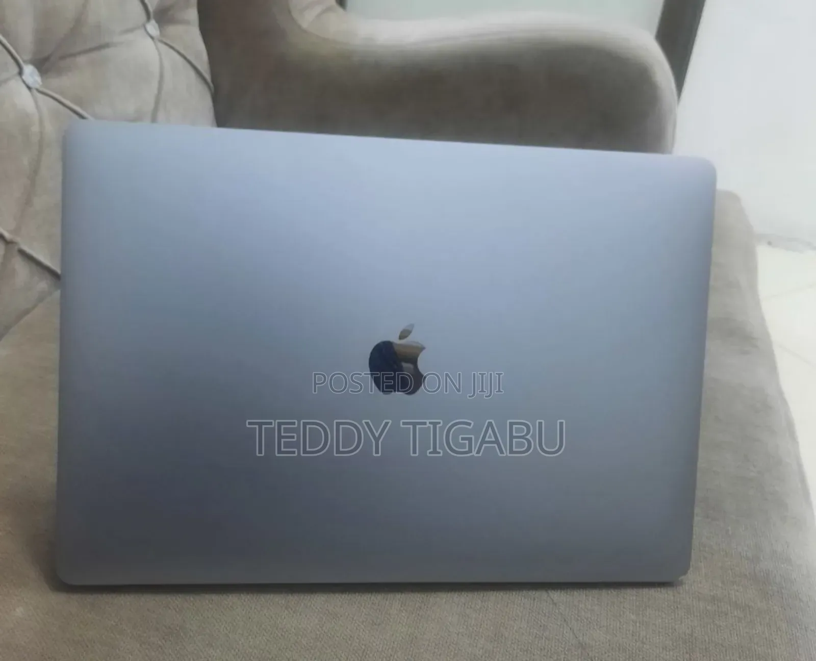 New Laptop Apple MacBook Pro 2017 16GB Intel Core I7 SSD 512GB