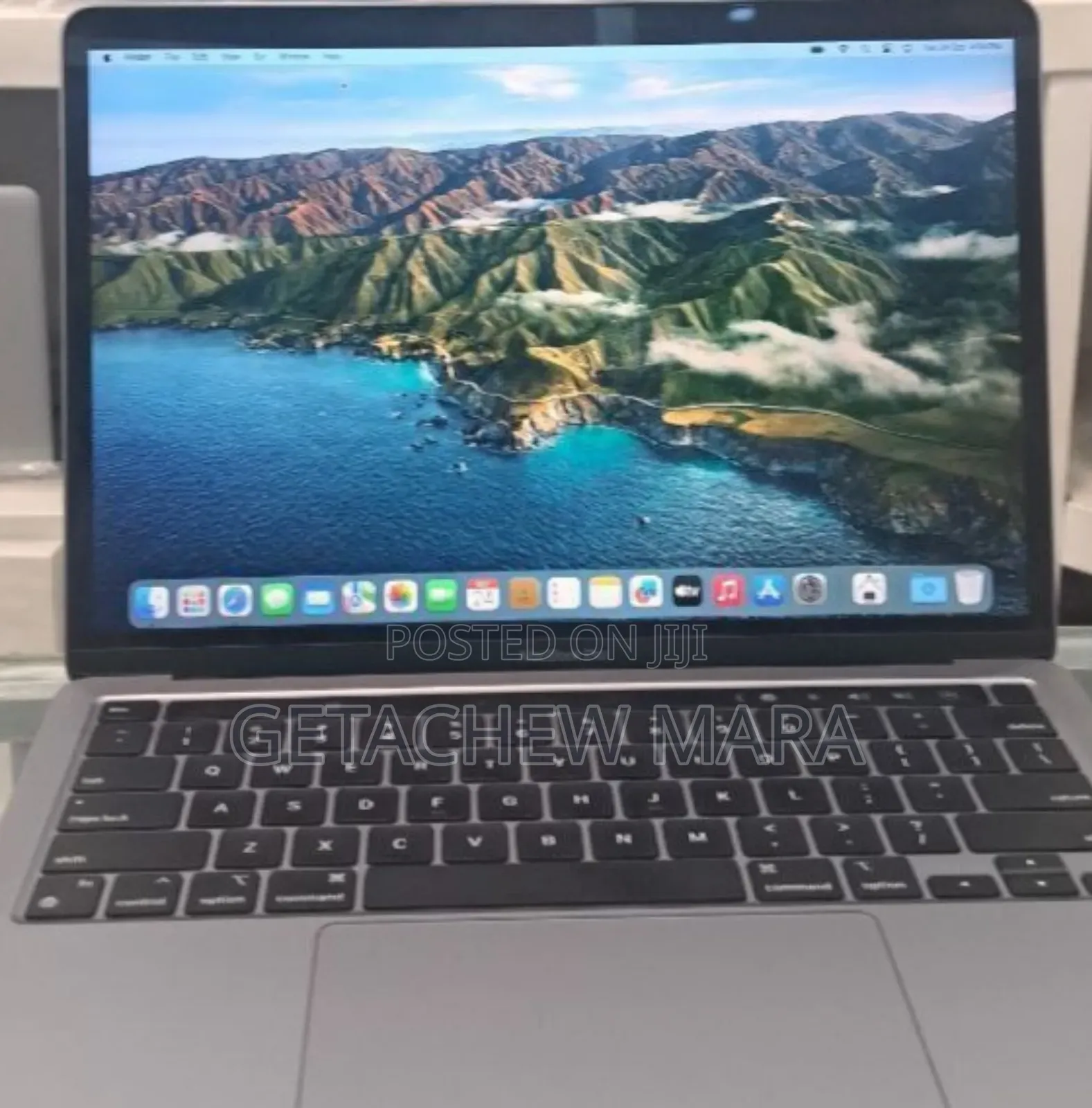 New Laptop Apple MacBook Pro 2019 8GB Intel Core I5 SSD 256GB