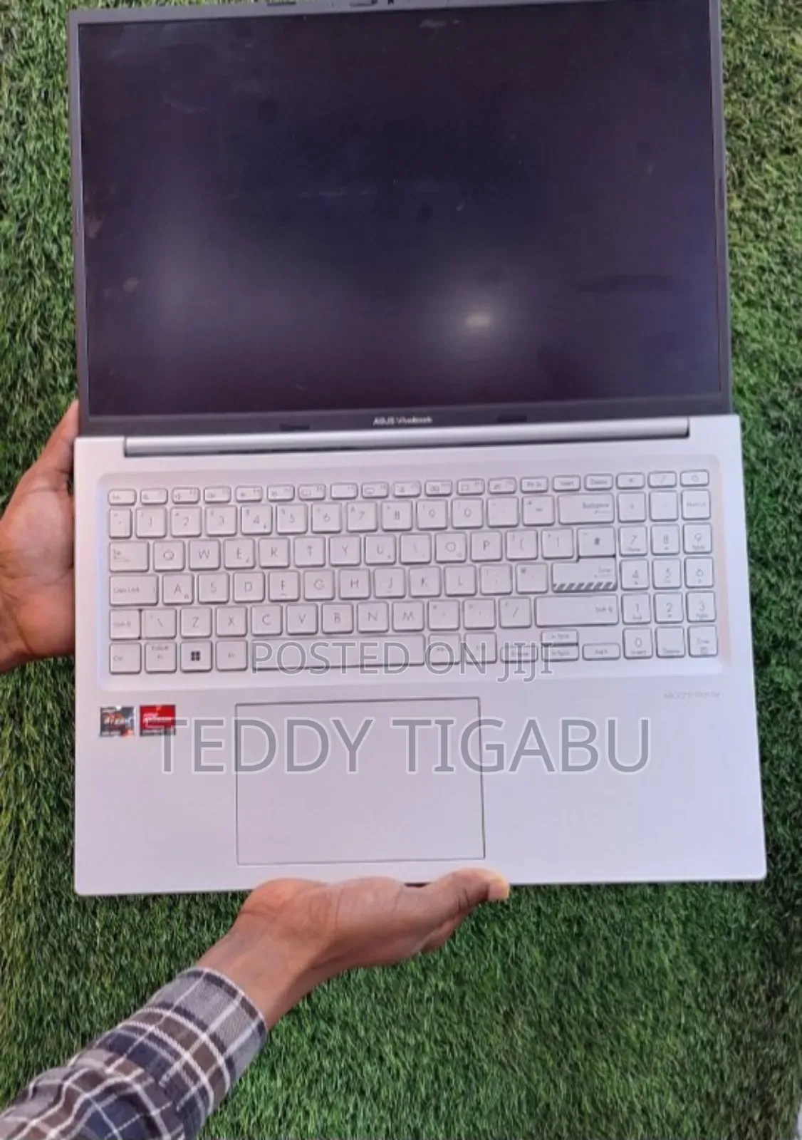 New Laptop Asus Vivobook 16 8GB Intel Core I7 SSD 256GB