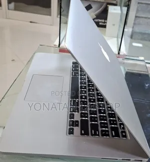 Photo - New Laptop Apple MacBook Pro 16GB Intel Core I7 SSD 256GB