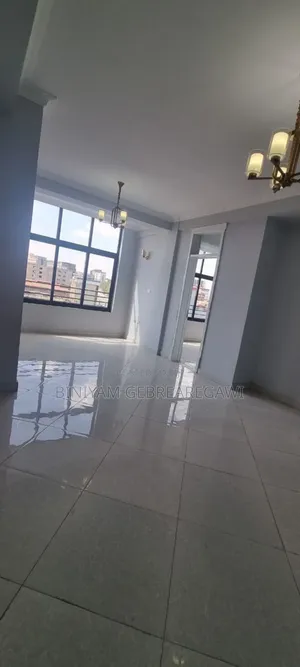 3bdrm Apartment in Apartment, Yeka for rent