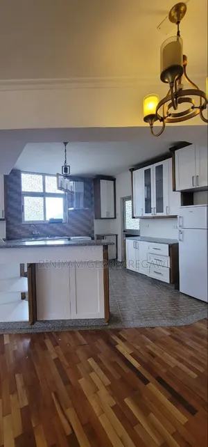 3bdrm Apartment in Apartment, Yeka for rent