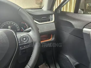 Toyota RAV4 2024 Green