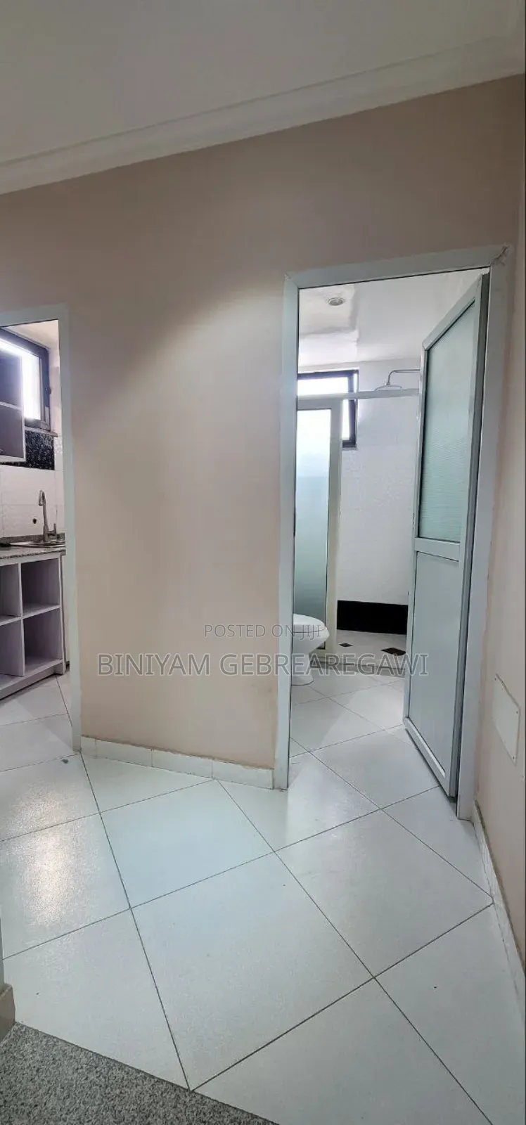 3bdrm Apartment in Apartment, Yeka for rent