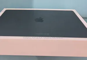 Photo - New Laptop Apple MacBook Air 2024 M3 13-Inch 8GB Apple M3 SSD 256GB