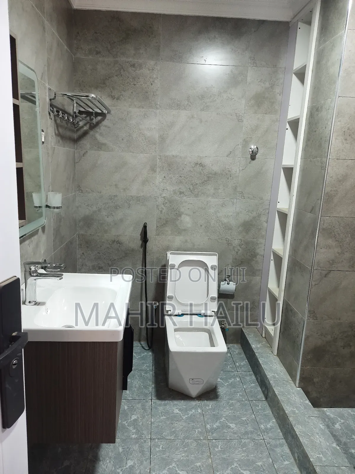 2bdrm Apartment in Real, Bole for rent