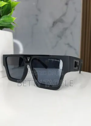 Photo - Brand Sunglass መነፅሮች
