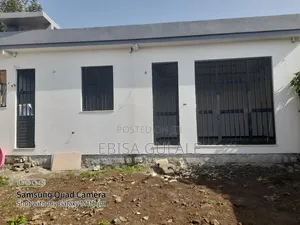 3bdrm Farm House in Oromia-Finfinne for sale