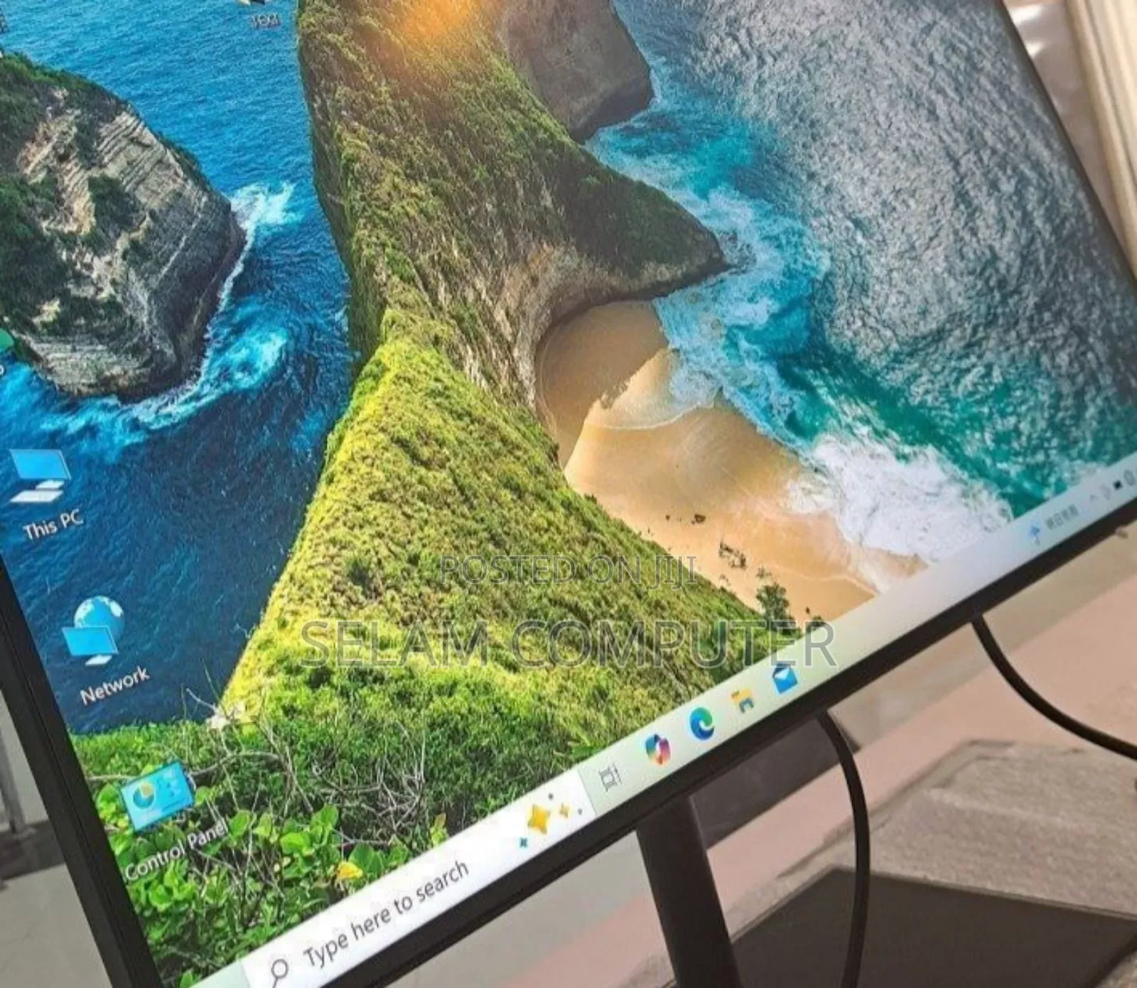 Brand New Lenovo 27" Inch Frameless Monitor 2022