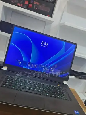 New Laptop Alienware M17x R2 32GB Intel Core I7 SSD 1T