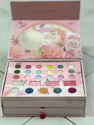 Make Up Kit for Girls / የልጆች ሜካፕ መስሪያ