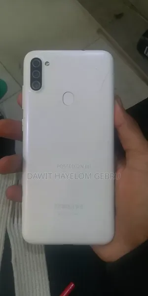 Photo - Samsung Galaxy A11 32 GB White