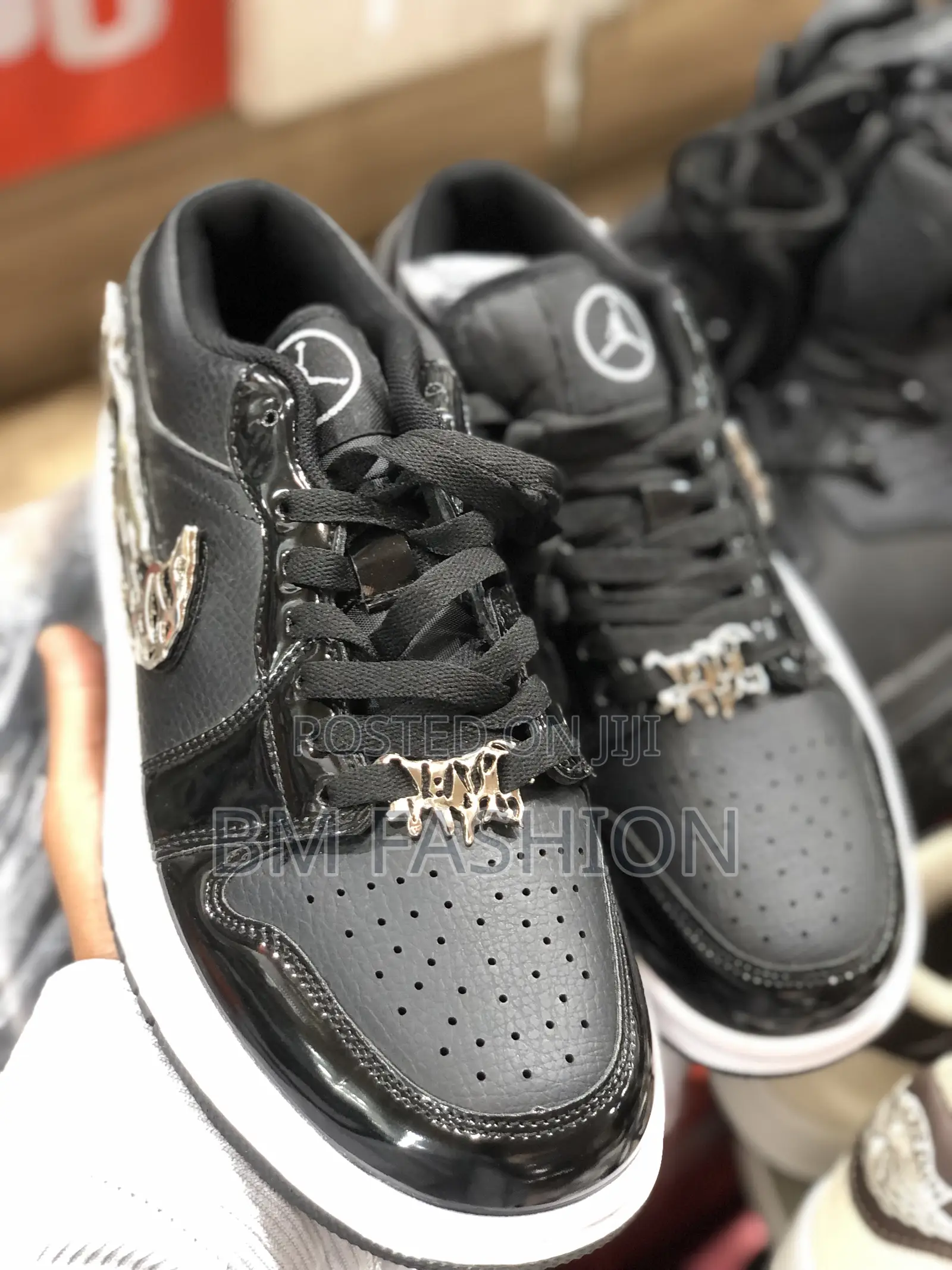 Air Jordan Black Shine Low