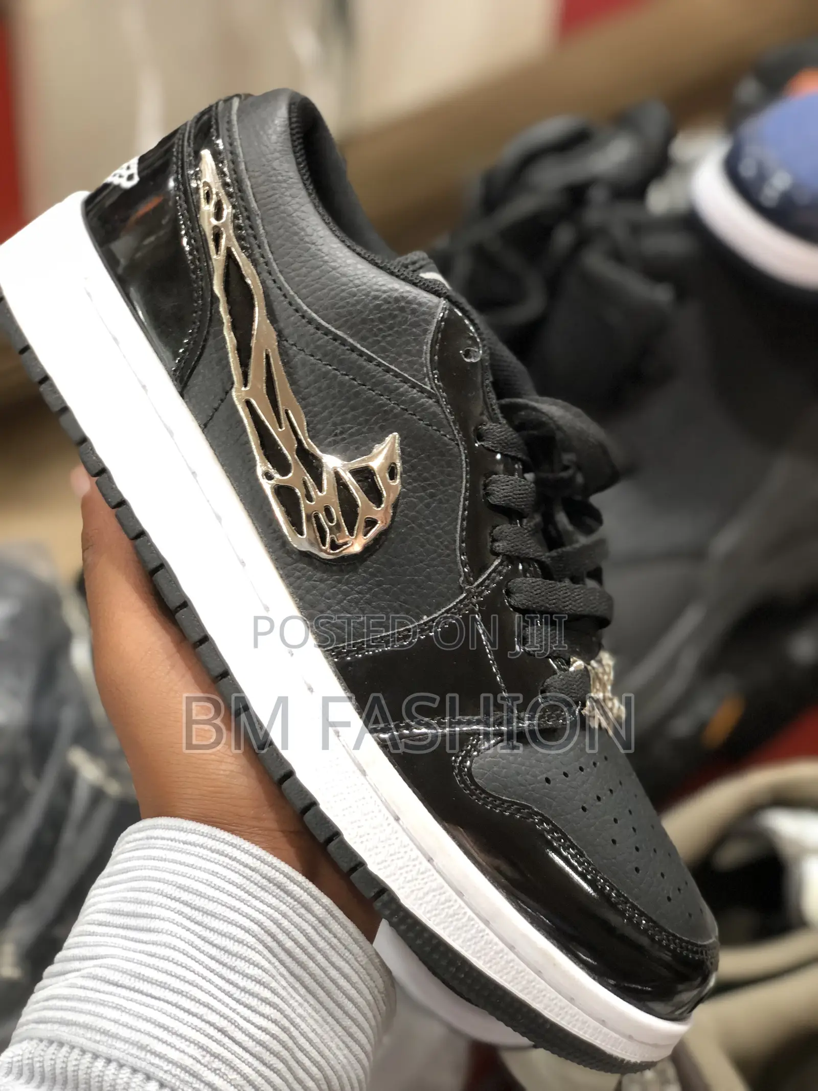 Air Jordan Black Shine Low