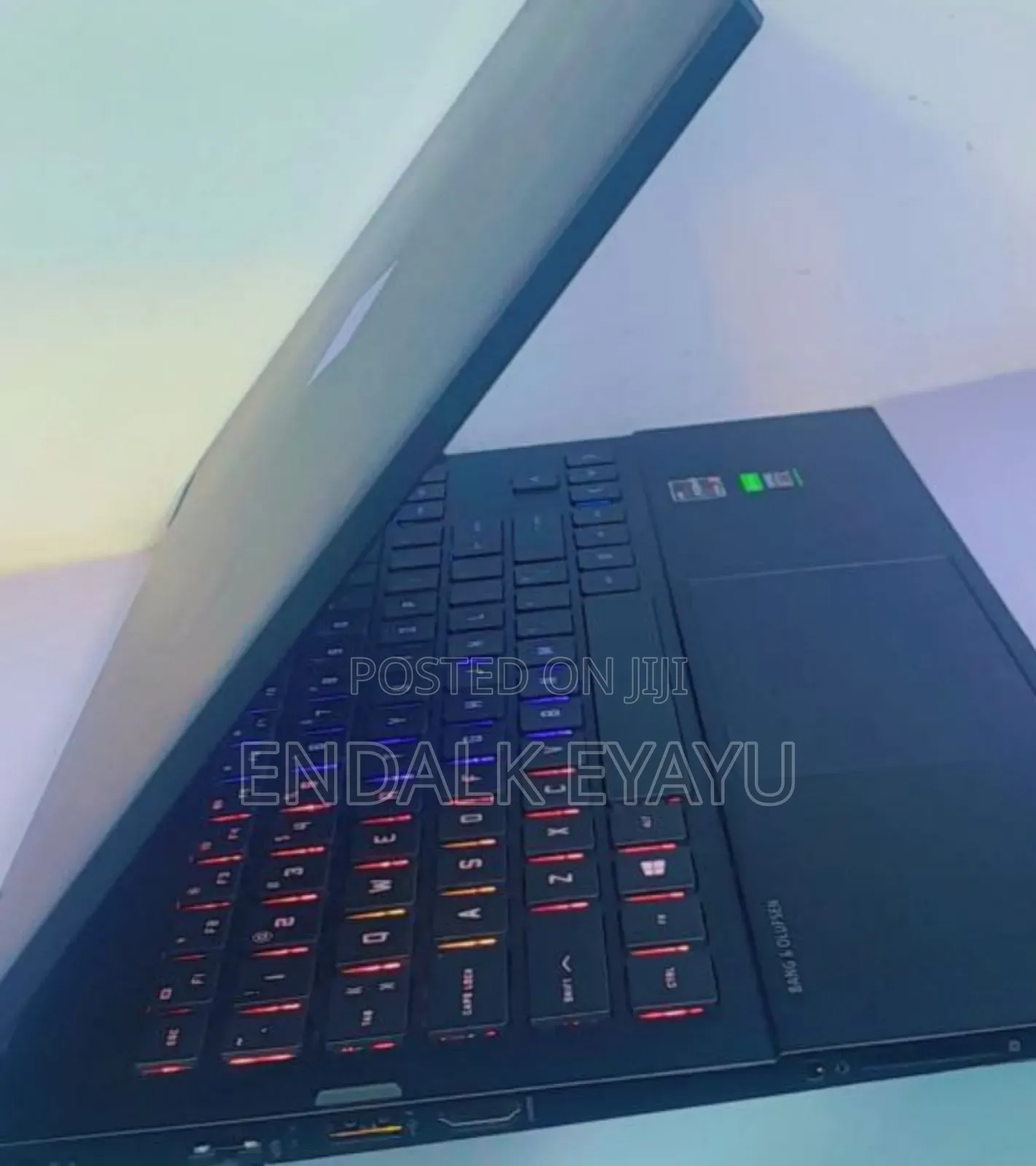 New Laptop HP Omen 15 16GB AMD Ryzen 7 SSD 512GB