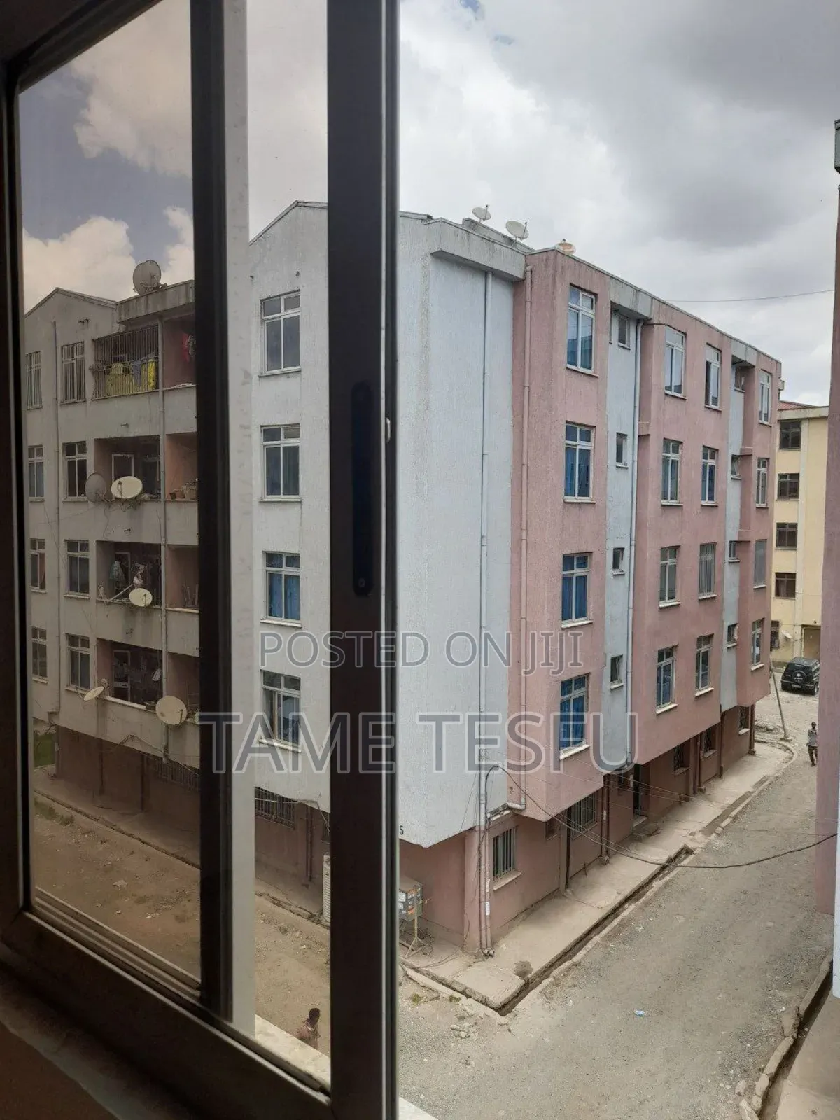 Furnished 3bdrm Apartment in Hayat, Bole for sale