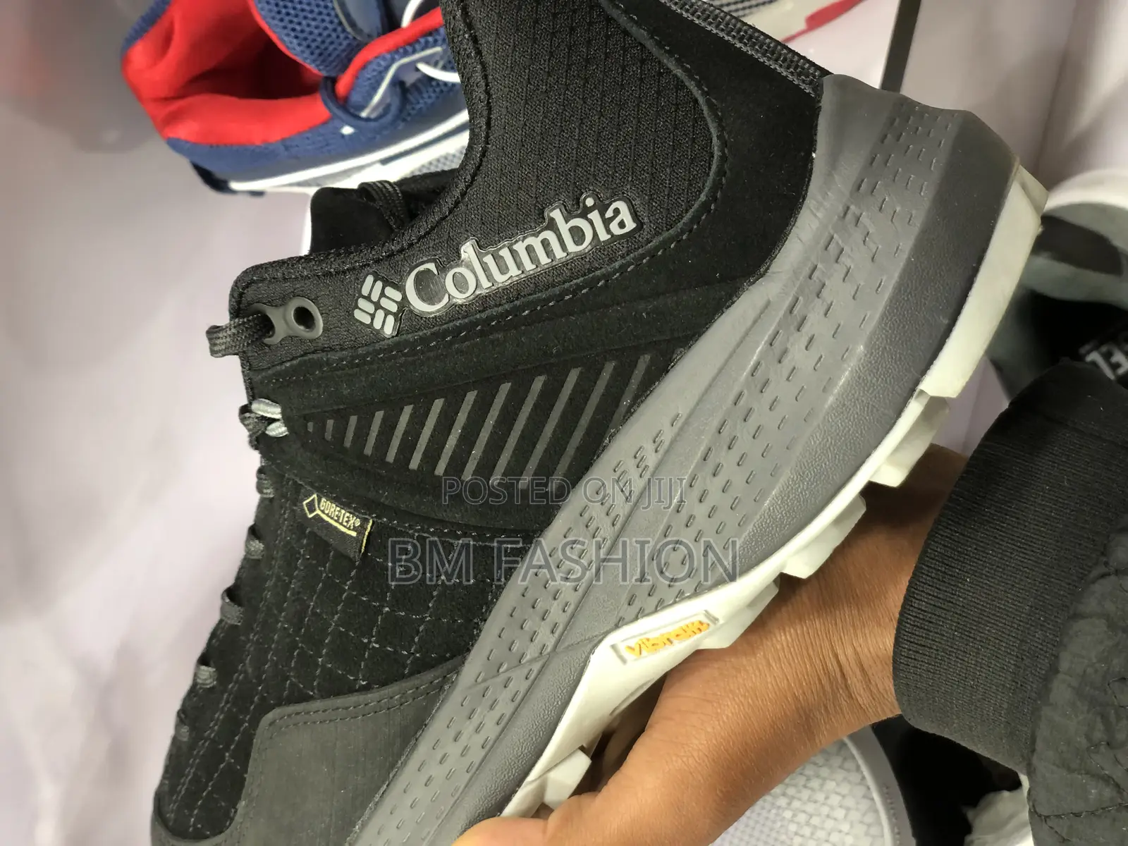 Columbia Men’S Classic Waterproof Sneaker