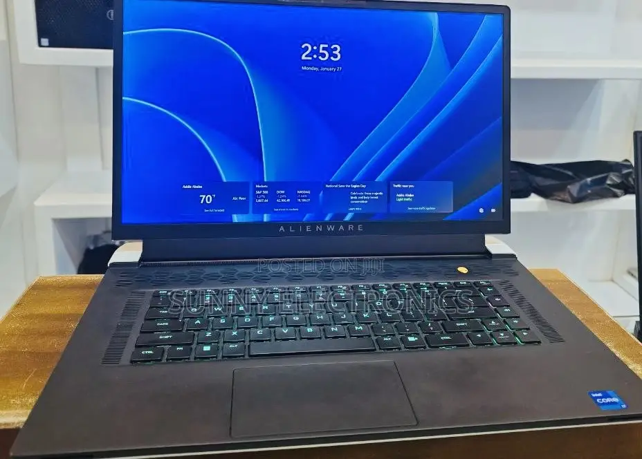 New Laptop Alienware M17x R2 32GB Intel Core I7 SSD 1T