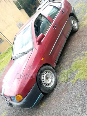 Volkswagen Polo 2002 Red