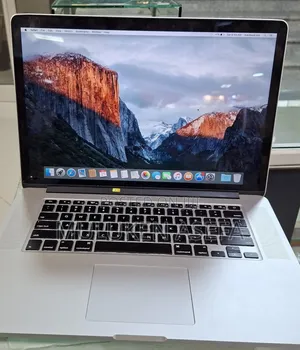 New Laptop Apple MacBook Pro 16GB Intel Core I7 SSD 256GB