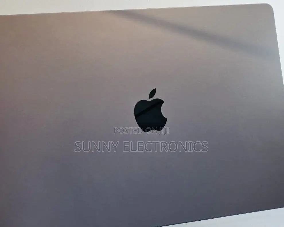 New Laptop Apple MacBook Air 2024 M3 15-Inch 8GB Apple M3 SSD 256GB