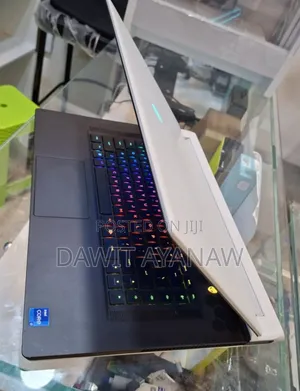 New Laptop Dell Alienware M15 R7 16GB Intel Core I7 SSD 1T