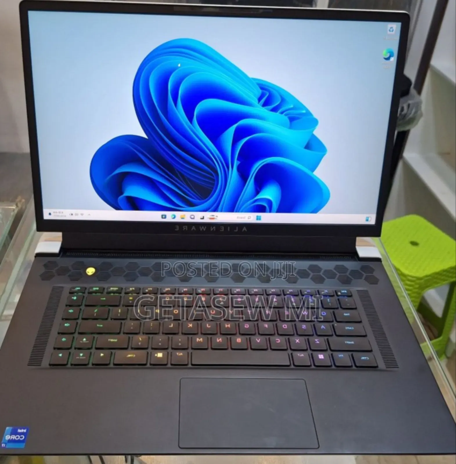 New Laptop Alienware M17x R2 32GB Intel Core I7 SSD 1T